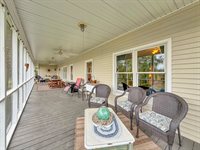 580 Delmar Drive, Freeport, IL 61032