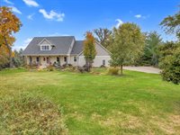 580 Delmar Drive, Freeport, IL 61032