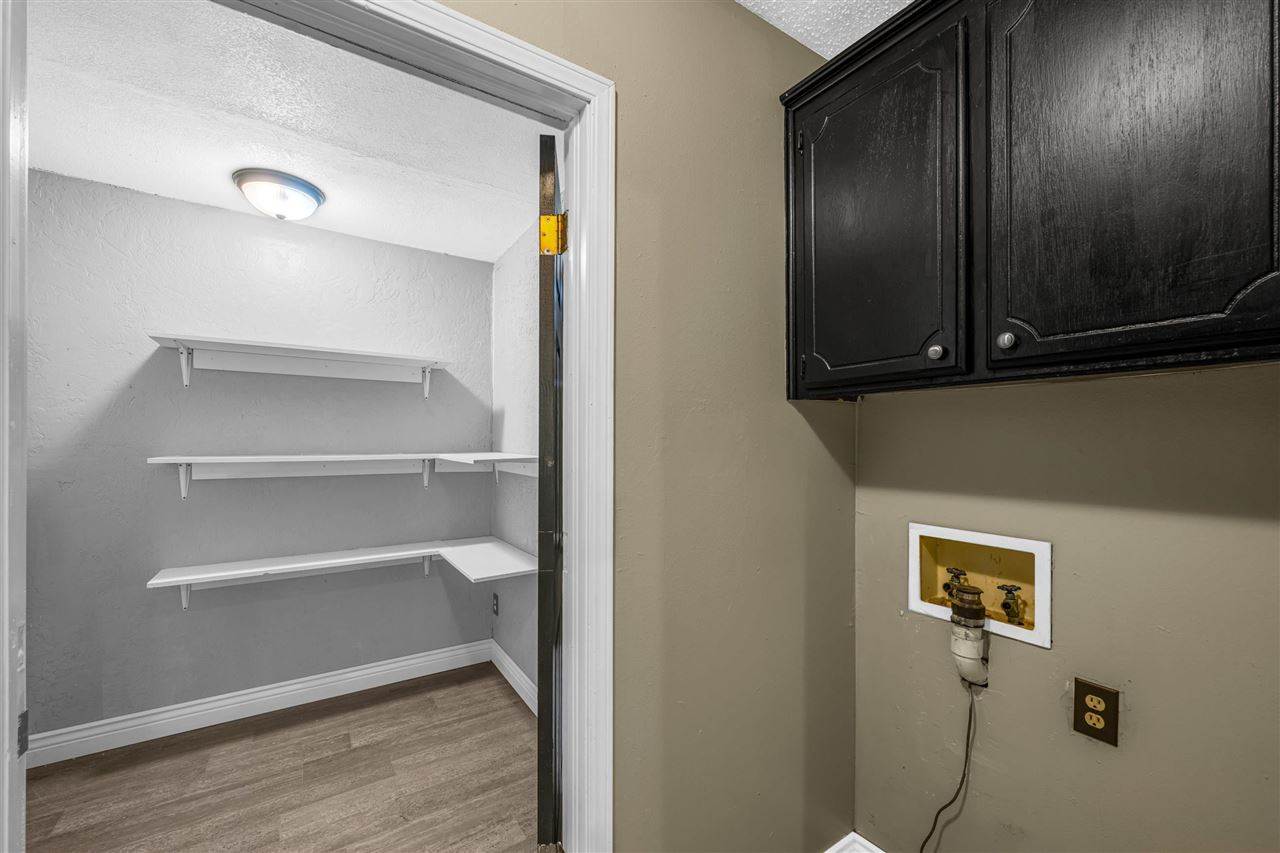 2911 NE Bellevue Cir, Lawton, OK 73507