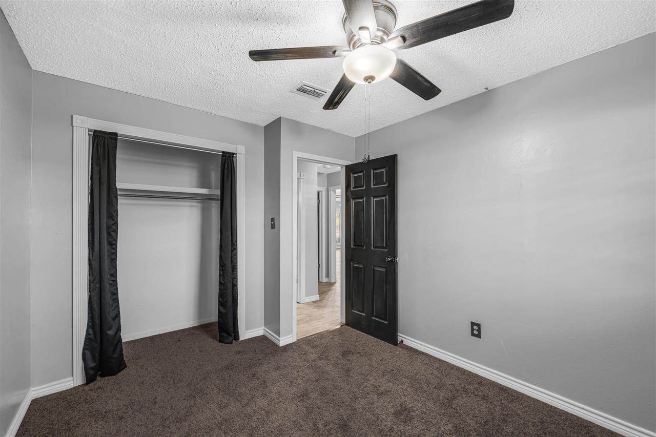 2911 NE Bellevue Cir, Lawton, OK 73507