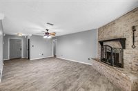 2911 NE Bellevue Cir, Lawton, OK 73507