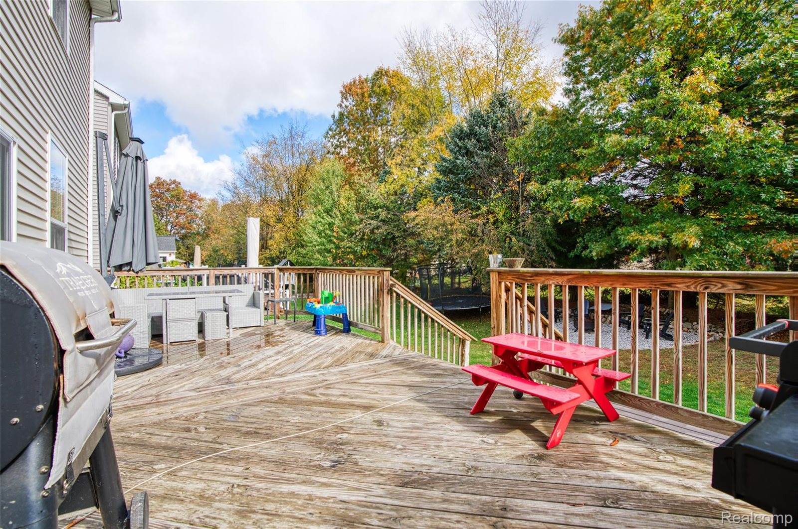 132 Crystal Wood Circle, MarionTownship_Livingston, MI 48843