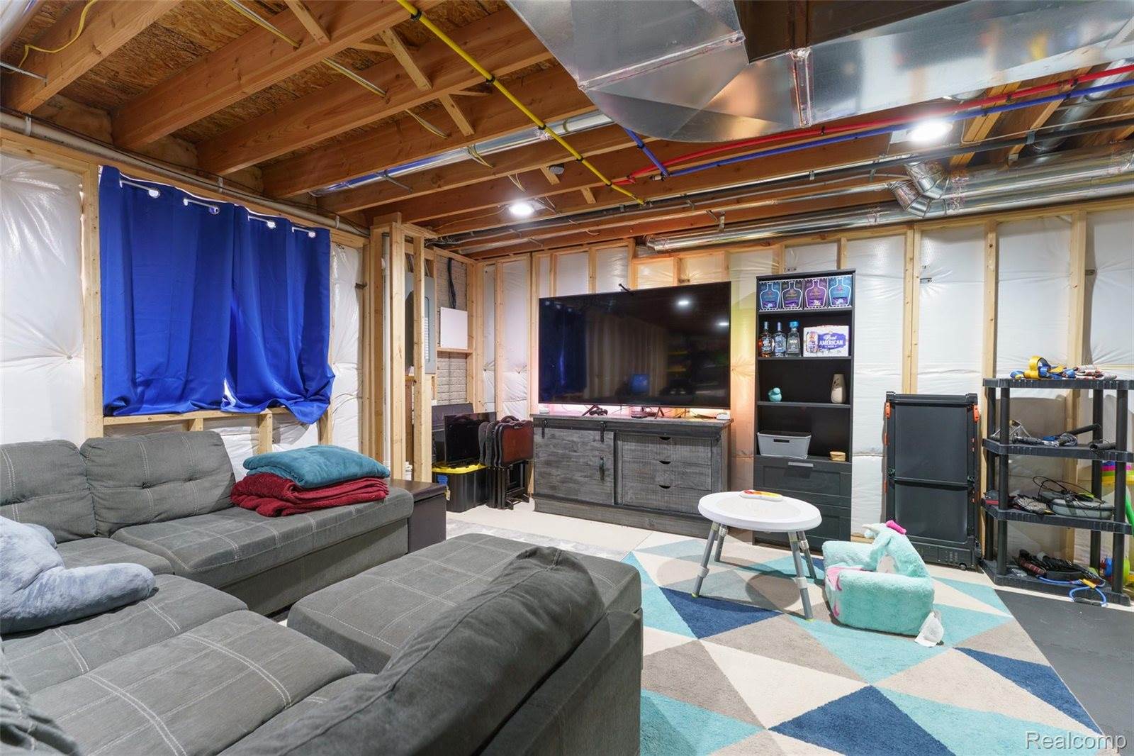 132 Crystal Wood Circle, MarionTownship_Livingston, MI 48843