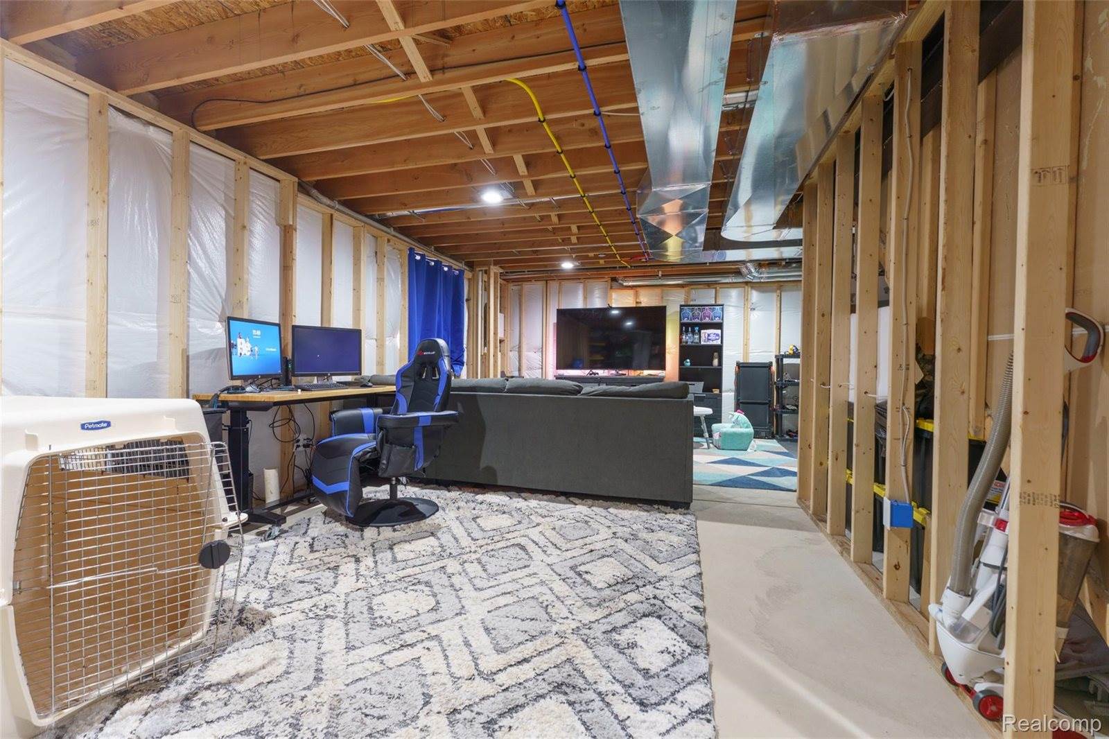 132 Crystal Wood Circle, MarionTownship_Livingston, MI 48843