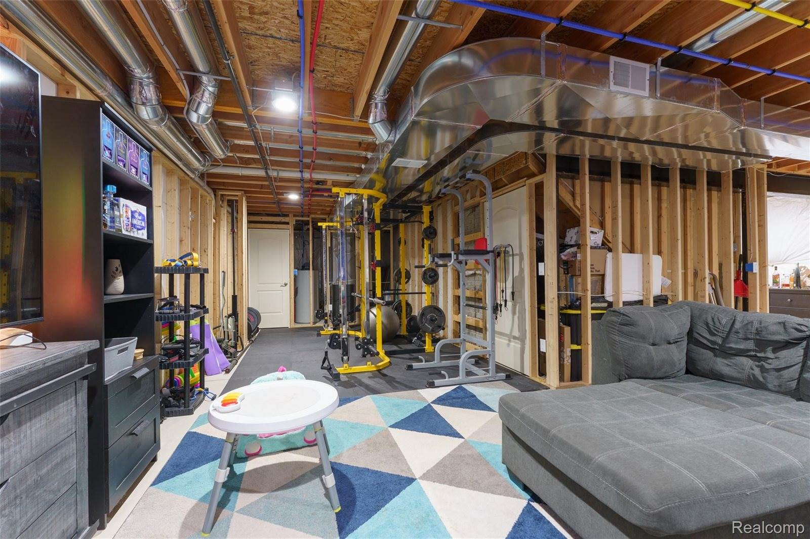 132 Crystal Wood Circle, MarionTownship_Livingston, MI 48843