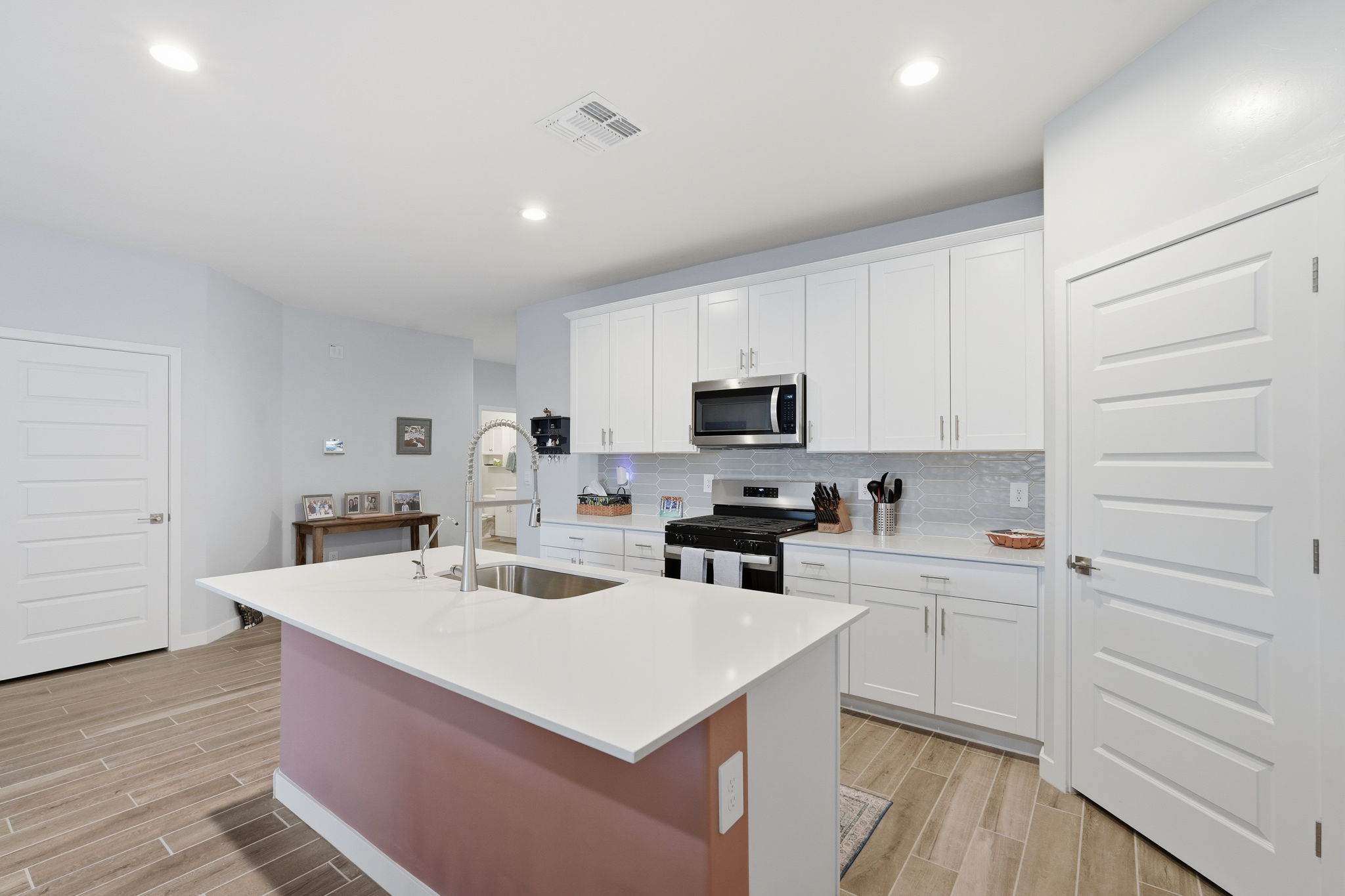 14013 E Crotalus Way, Vail, AZ 85641