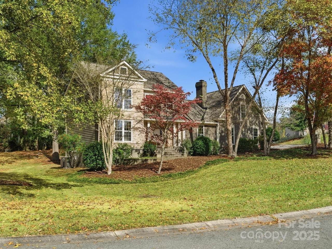 129 Chesney Glen Drive, Matthews, NC 28105