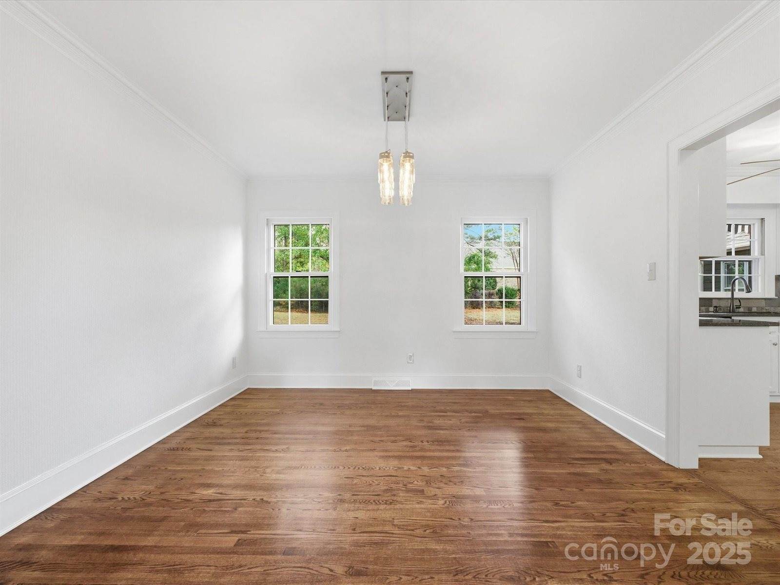 129 Chesney Glen Drive, Matthews, NC 28105