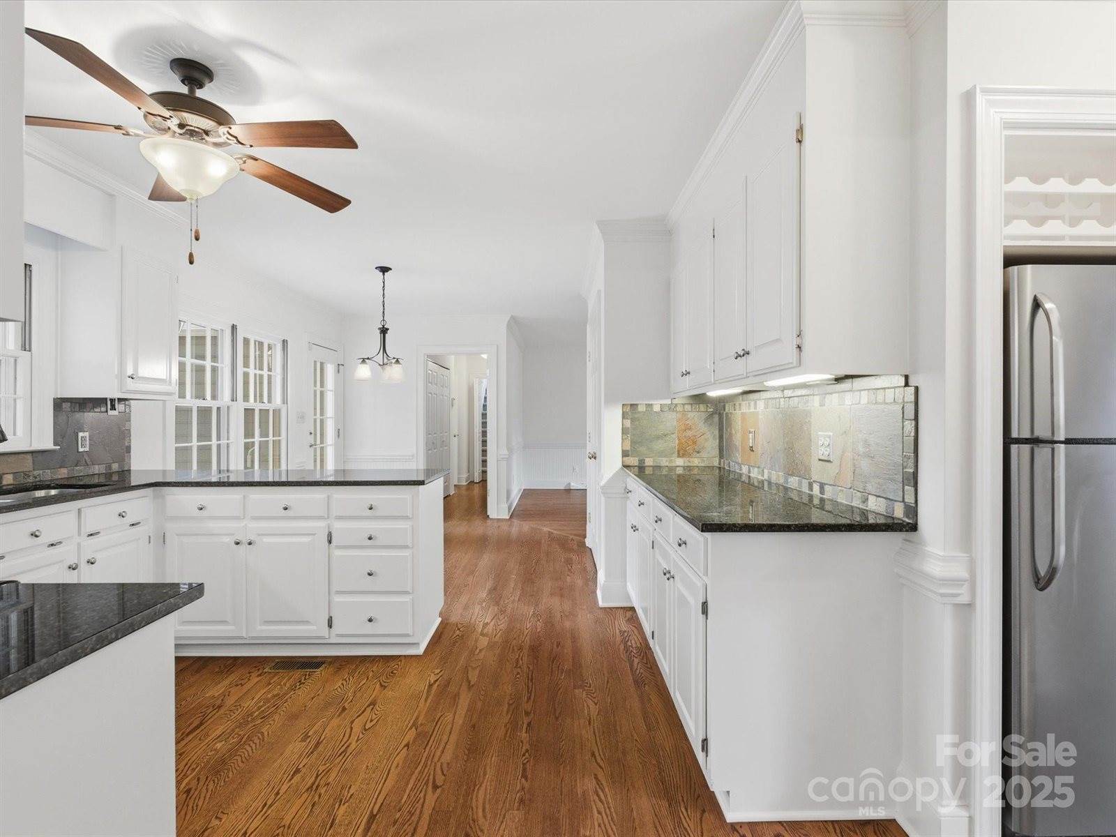 129 Chesney Glen Drive, Matthews, NC 28105