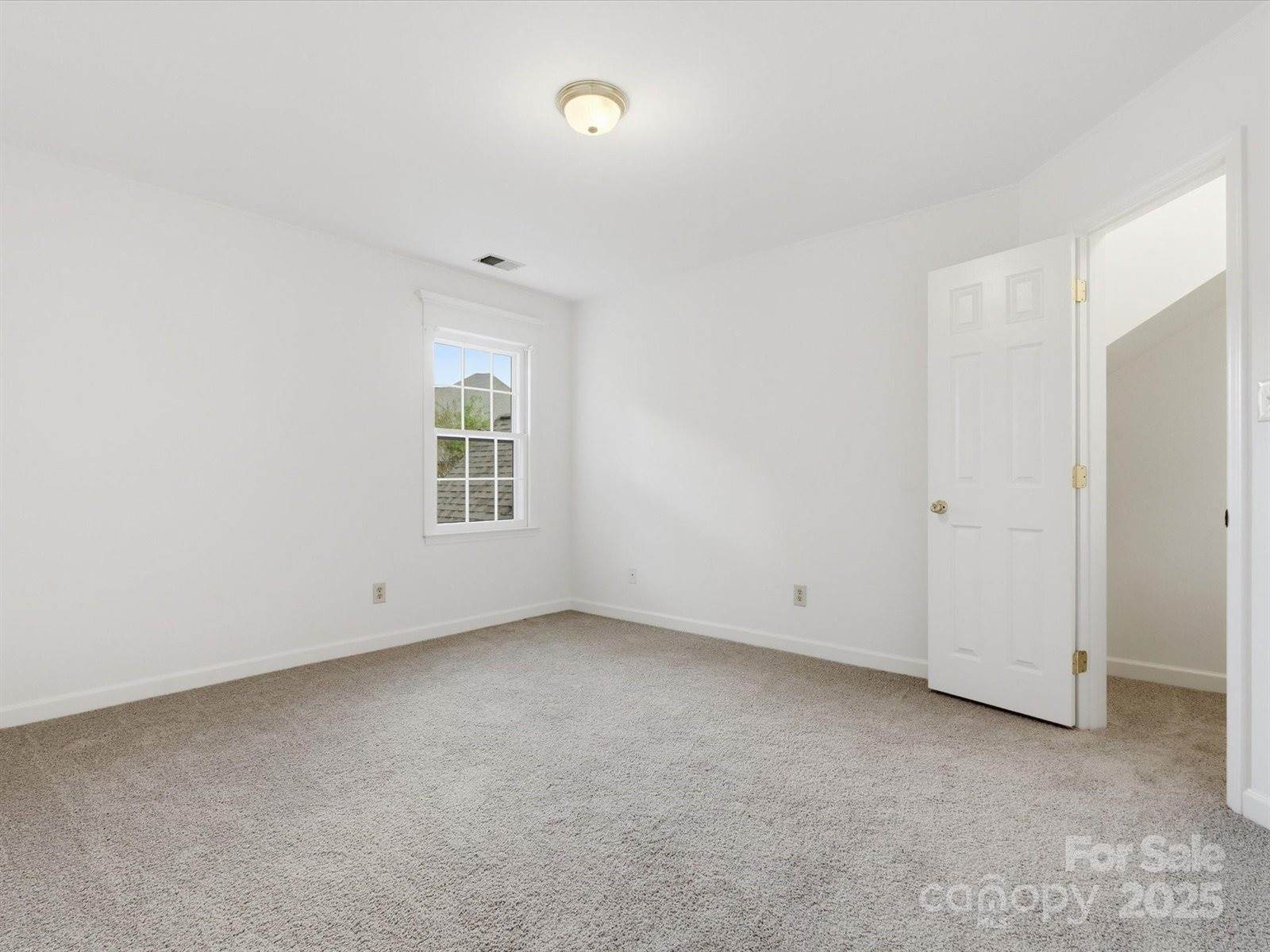 129 Chesney Glen Drive, Matthews, NC 28105