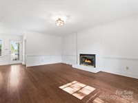 129 Chesney Glen Drive, Matthews, NC 28105