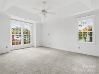 129 Chesney Glen Drive, Matthews, NC 28105