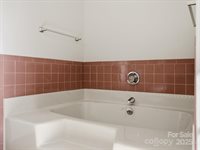 129 Chesney Glen Drive, Matthews, NC 28105