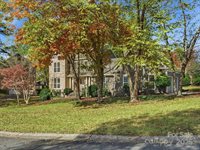 129 Chesney Glen Drive, Matthews, NC 28105