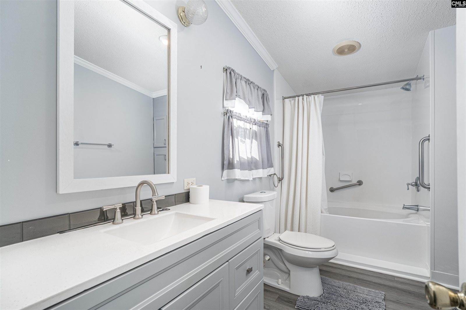 323 Peele, Swansea, SC 29160