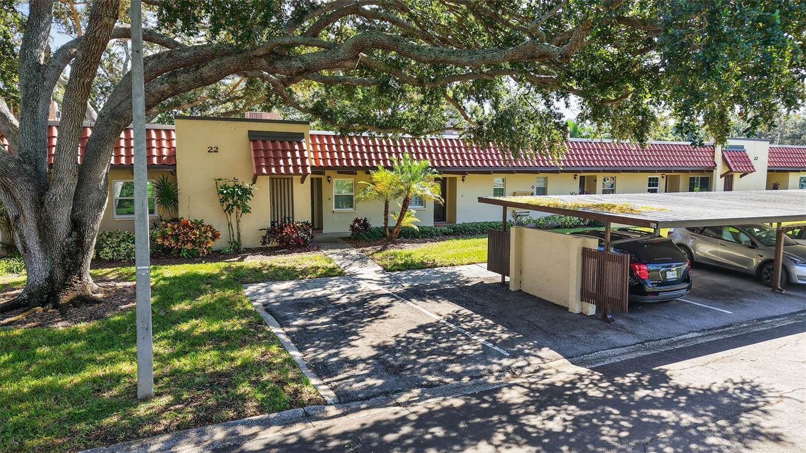 1701 Pinehurst Road, Dunedin, FL 34698