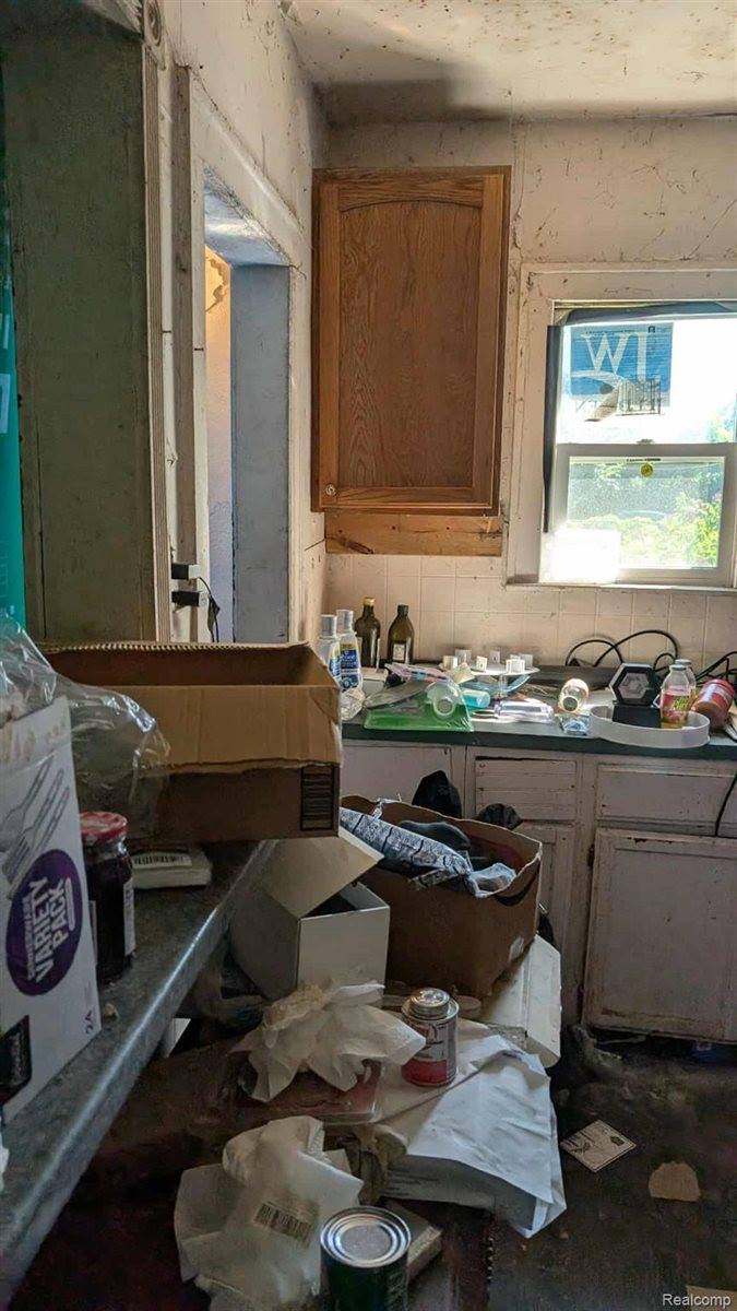 10405 Orangelawn Street, DetroitCity_Wayne, MI 48204