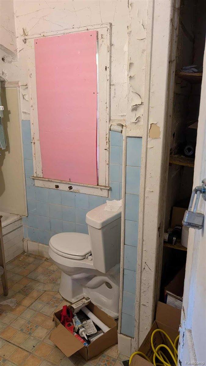 10405 Orangelawn Street, DetroitCity_Wayne, MI 48204