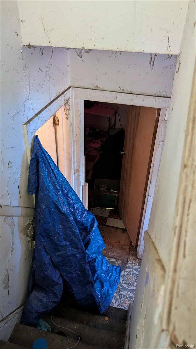 10405 Orangelawn Street, DetroitCity_Wayne, MI 48204