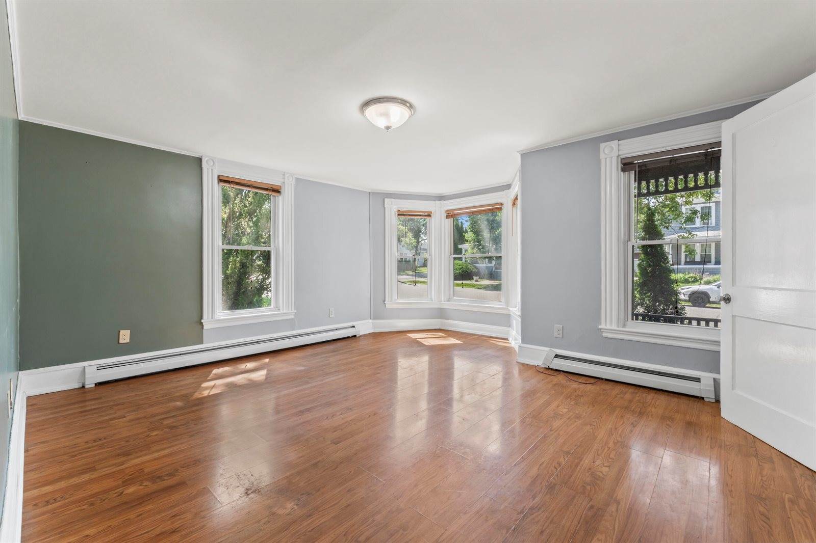 130 West Broadway, Bangor, ME 04401