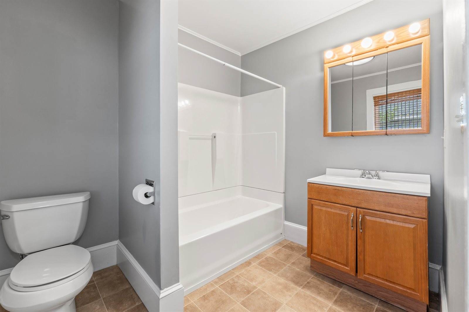 130 West Broadway, Bangor, ME 04401