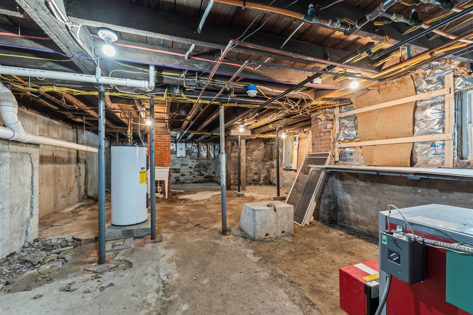 130 West Broadway, Bangor, ME 04401