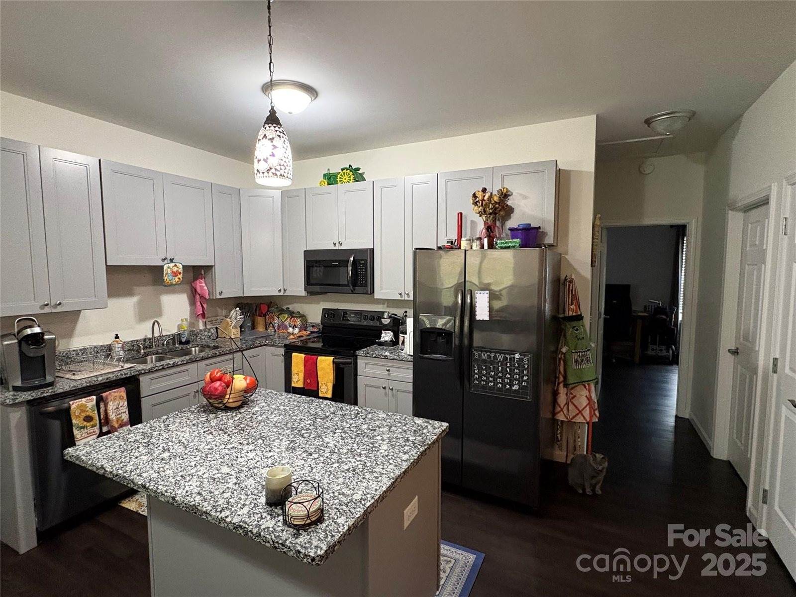 10 Scarlett Ridge Drive, Marshall, NC 28753