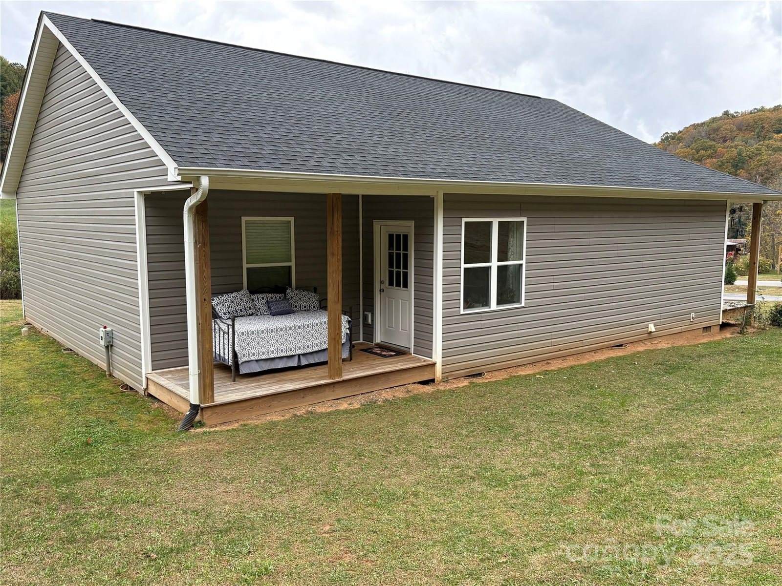 10 Scarlett Ridge Drive, Marshall, NC 28753