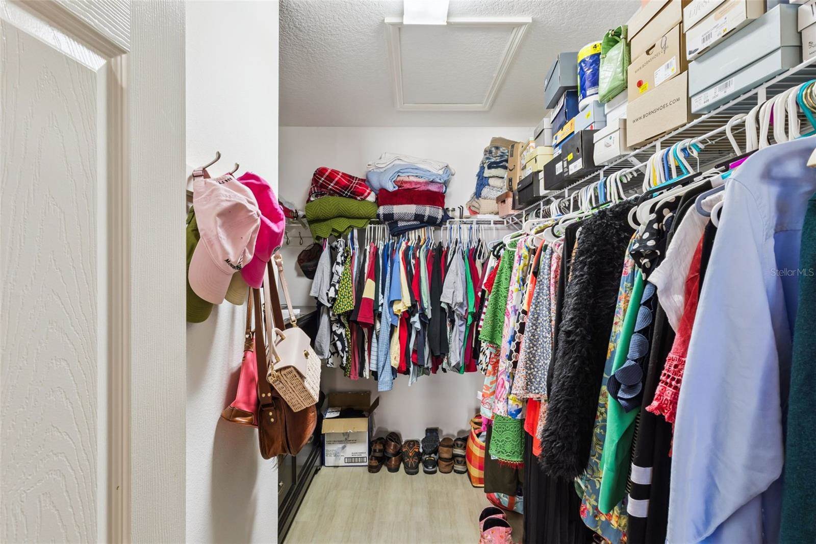 909 Abaco Path, The Villages, FL 32163