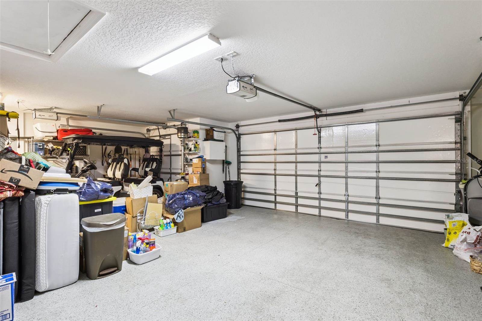 909 Abaco Path, The Villages, FL 32163