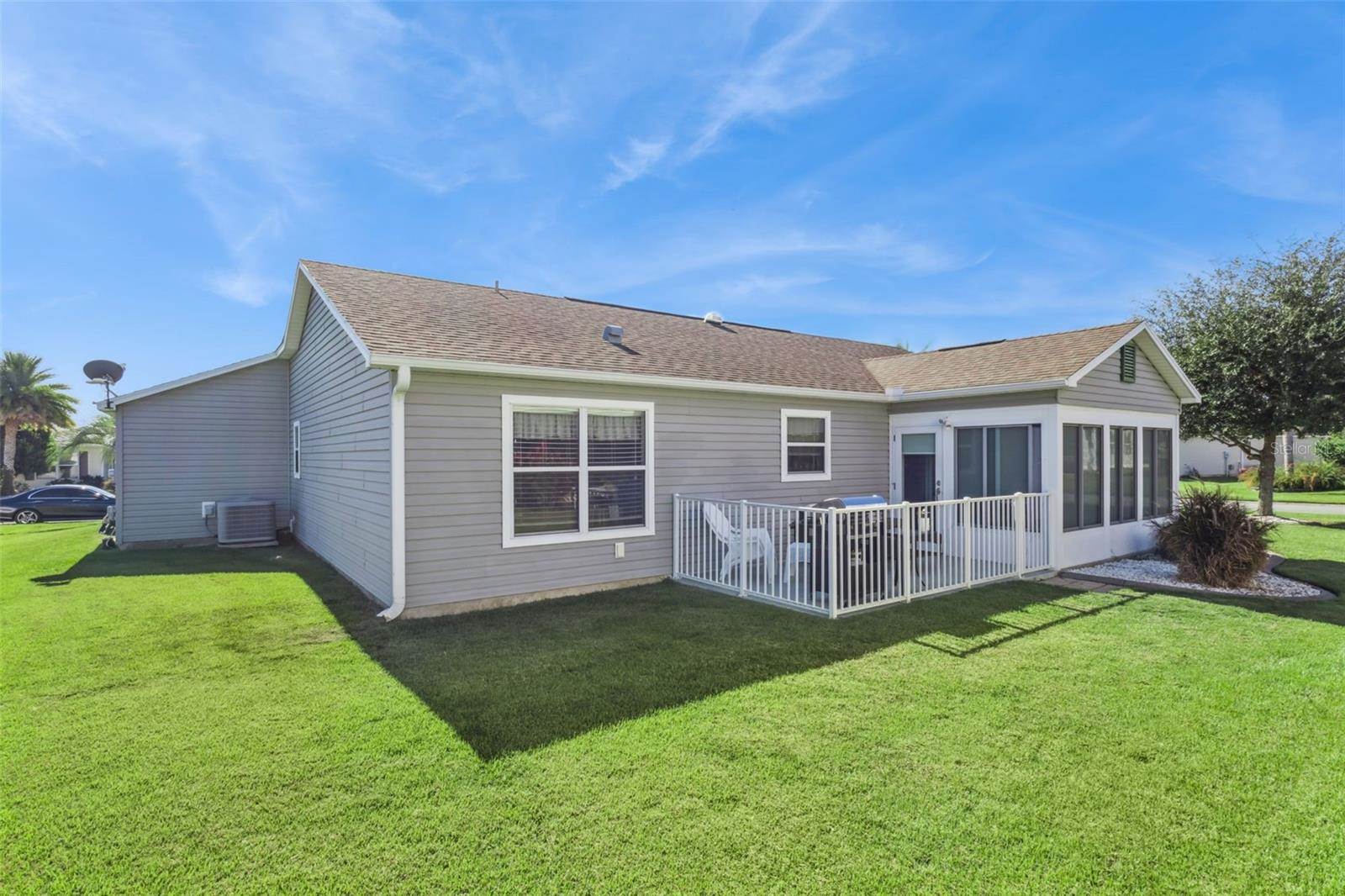 909 Abaco Path, The Villages, FL 32163