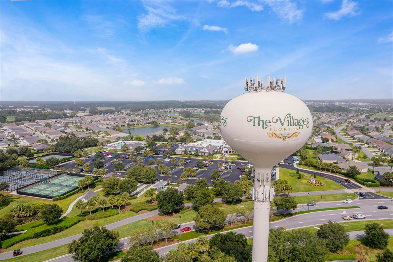 909 Abaco Path, The Villages, FL 32163