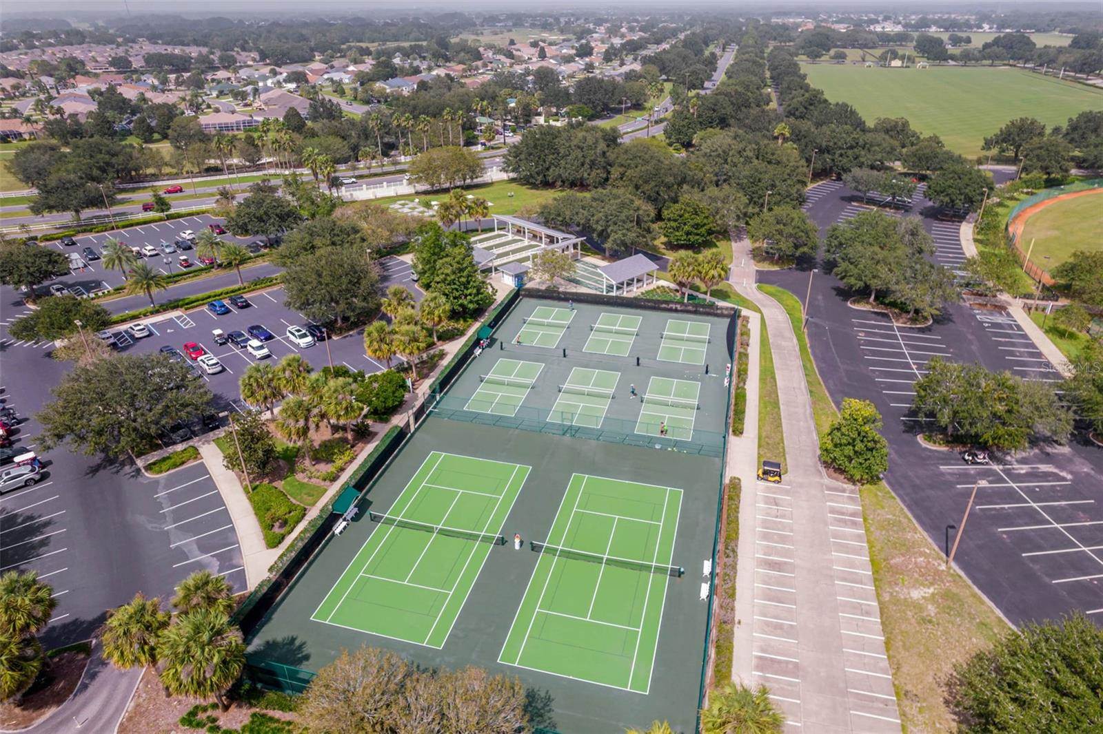 909 Abaco Path, The Villages, FL 32163