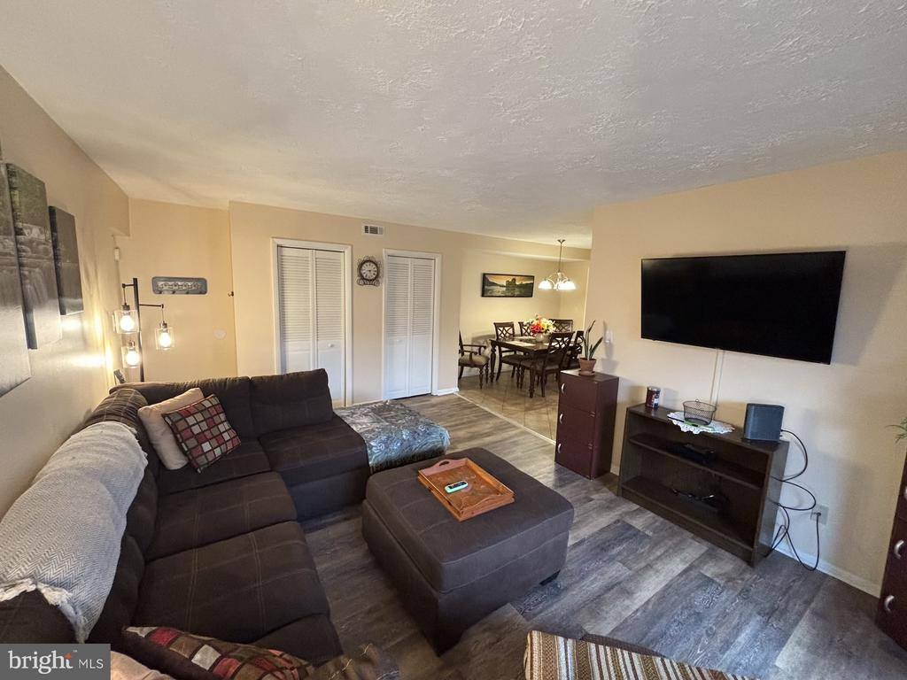 4220 Crystal Court, #3D, Hampstead, MD 21074