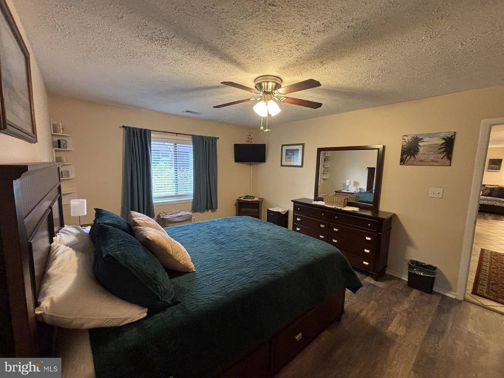 4220 Crystal Court, #3D, Hampstead, MD 21074