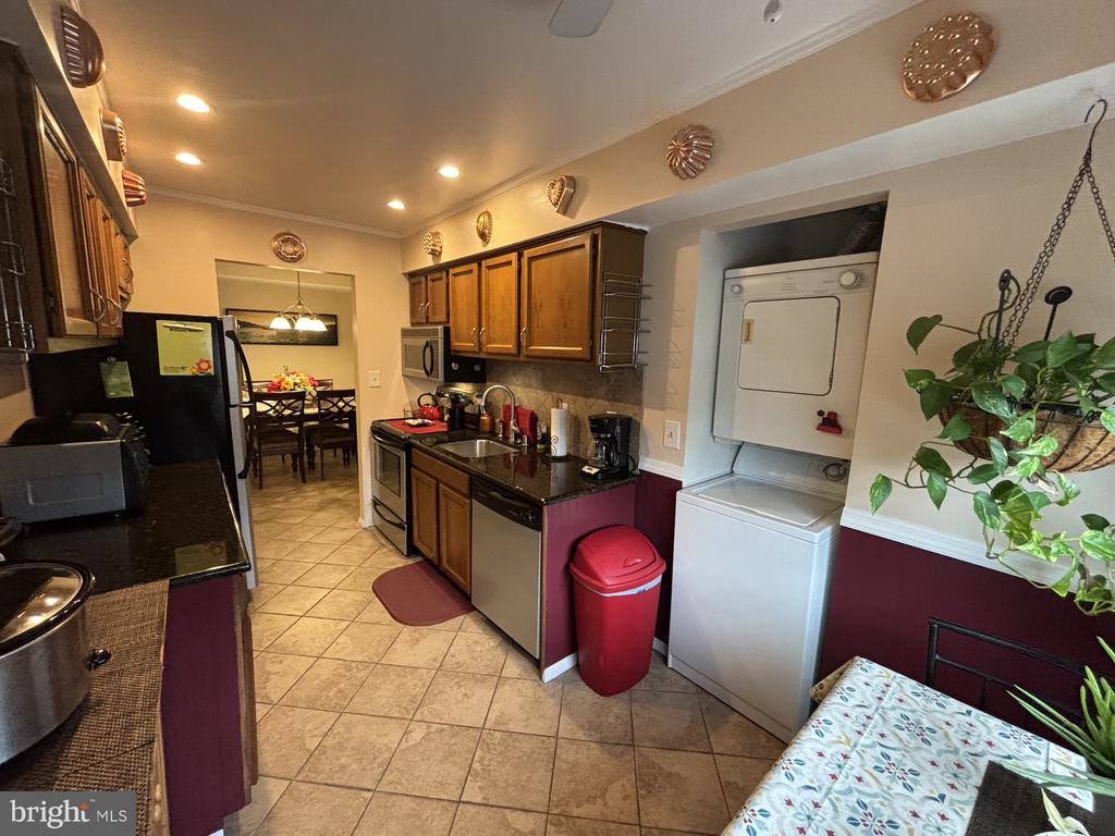 4220 Crystal Court, #3D, Hampstead, MD 21074