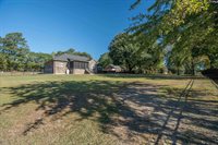 1405 Raccoon Rd, Sumter, SC 29154