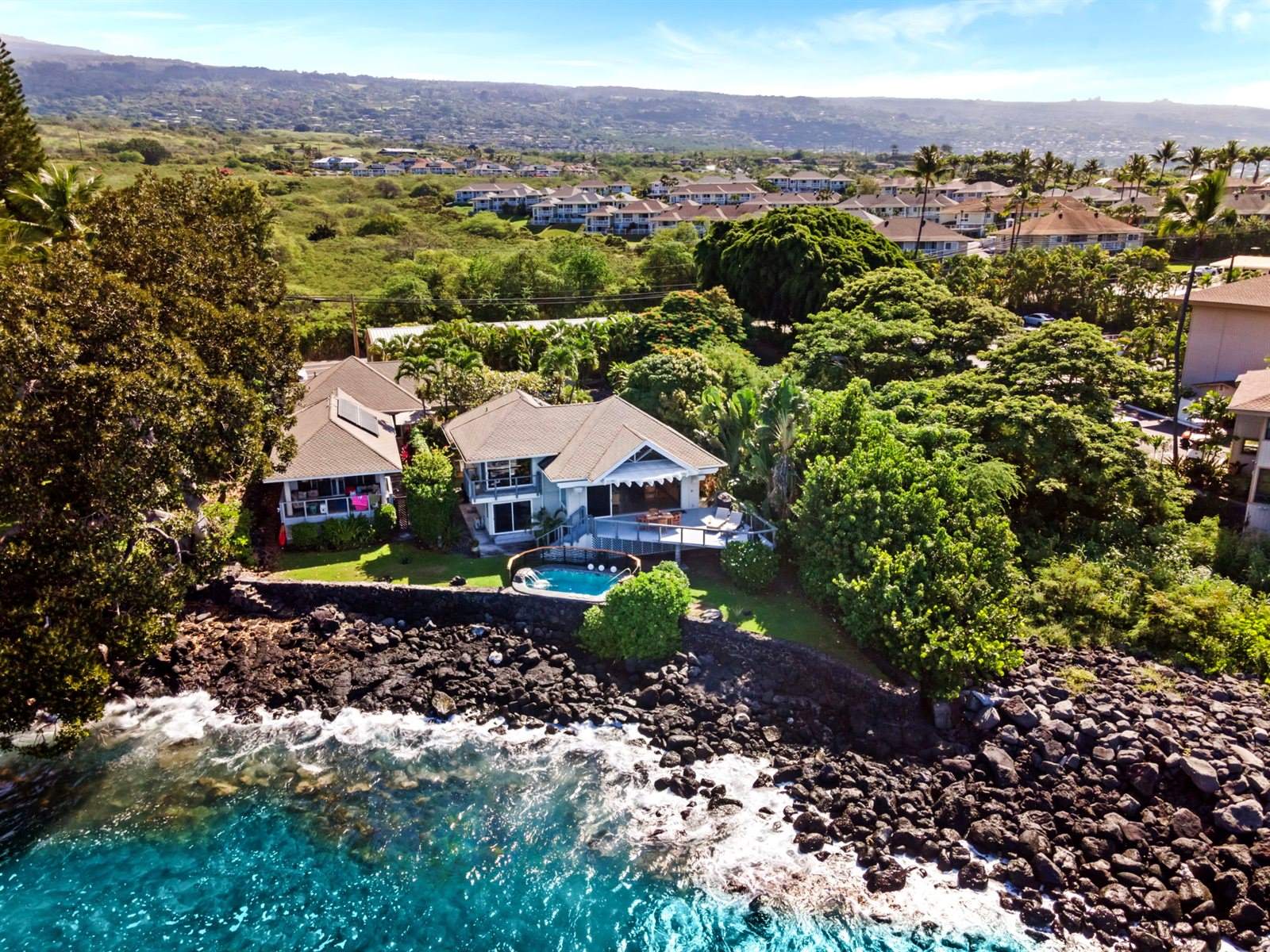 75-5990 Alii Drive, Kailua-Kona, HI 96740
