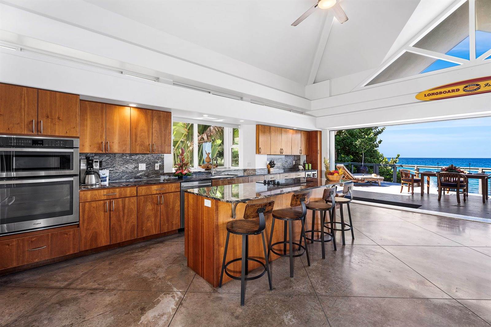 75-5990 Alii Drive, Kailua-Kona, HI 96740