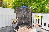 75-6081 Alii Dr, Kailua-Kona, HI 96740