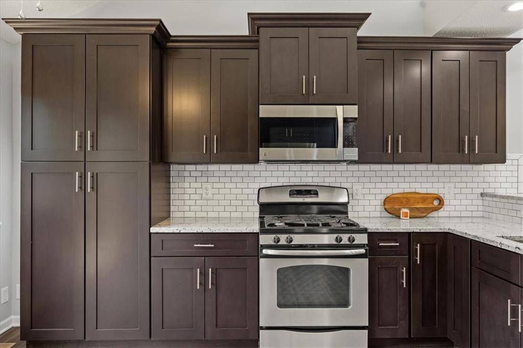 5408 Aminda Street, Shawnee, KS 66226