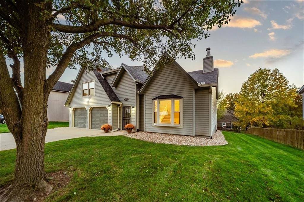 5408 Aminda Street, Shawnee, KS 66226