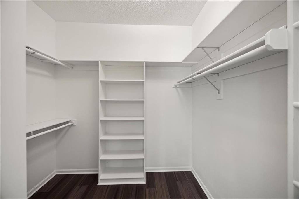 5408 Aminda Street, Shawnee, KS 66226