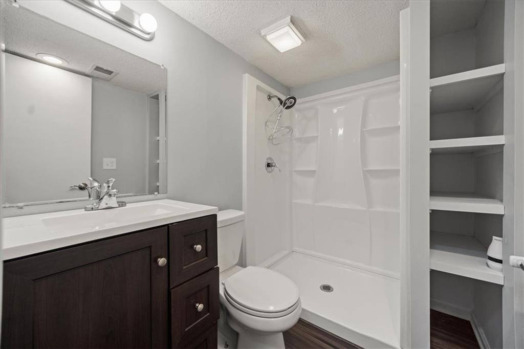 5408 Aminda Street, Shawnee, KS 66226