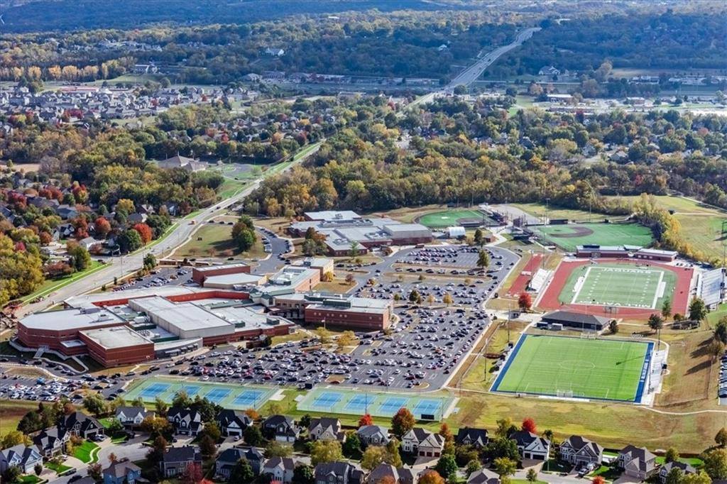 5408 Aminda Street, Shawnee, KS 66226