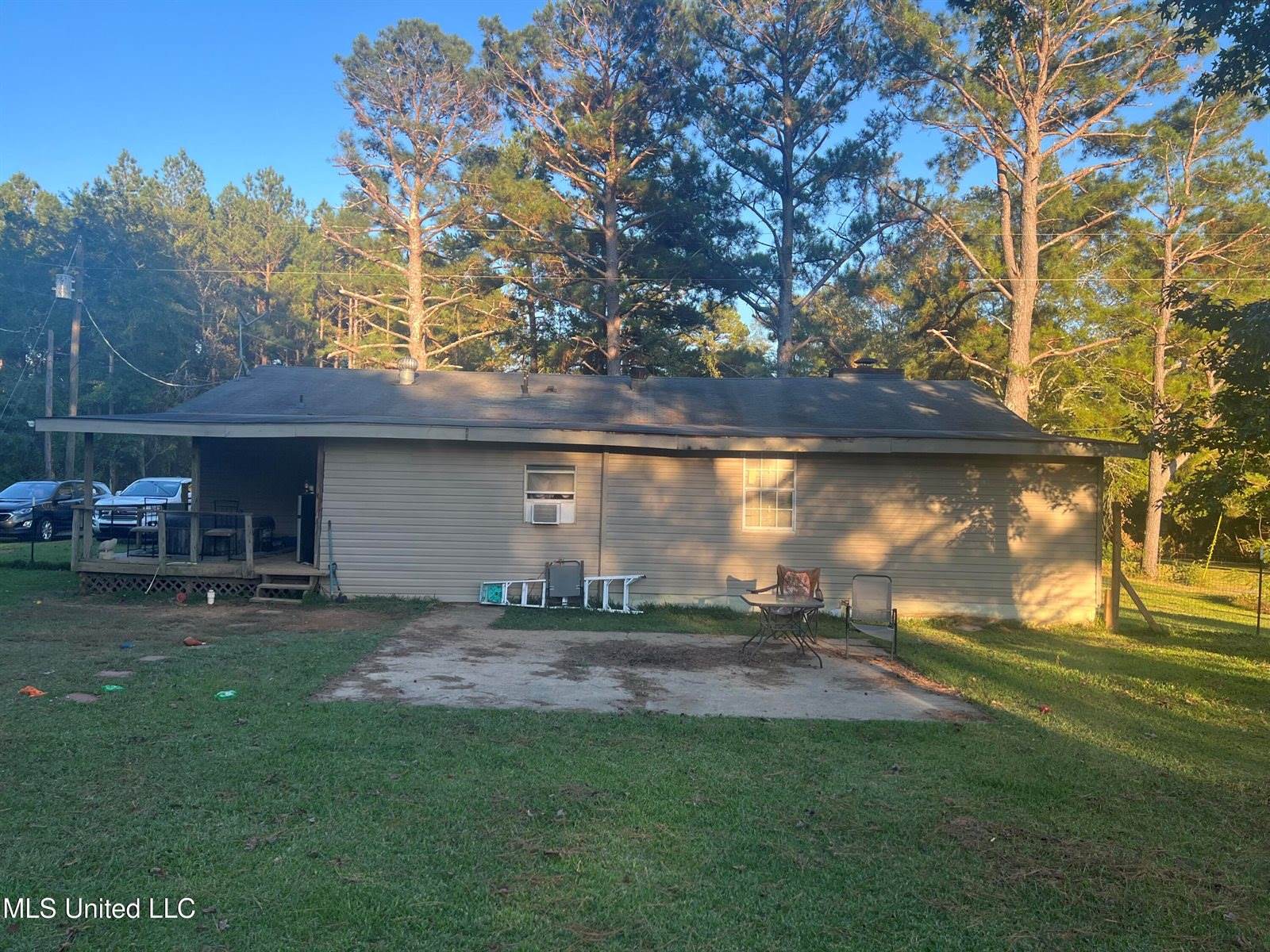 197 Halbert Thames Road, Magee, MS 39111