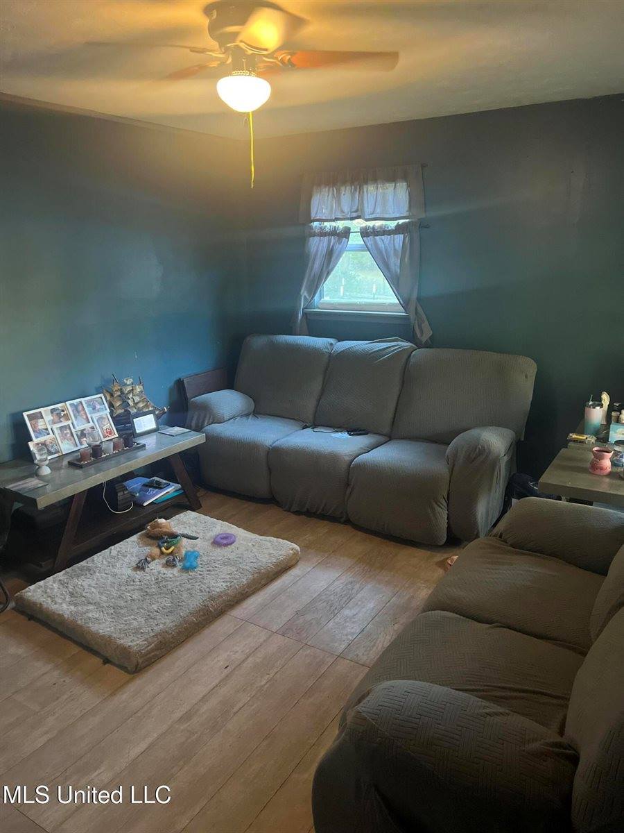 197 Halbert Thames Road, Magee, MS 39111