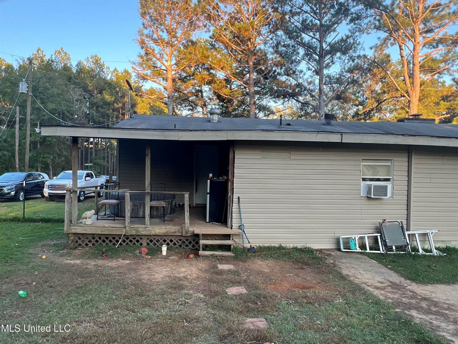197 Halbert Thames Road, Magee, MS 39111
