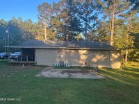 197 Halbert Thames Road, Magee, MS 39111