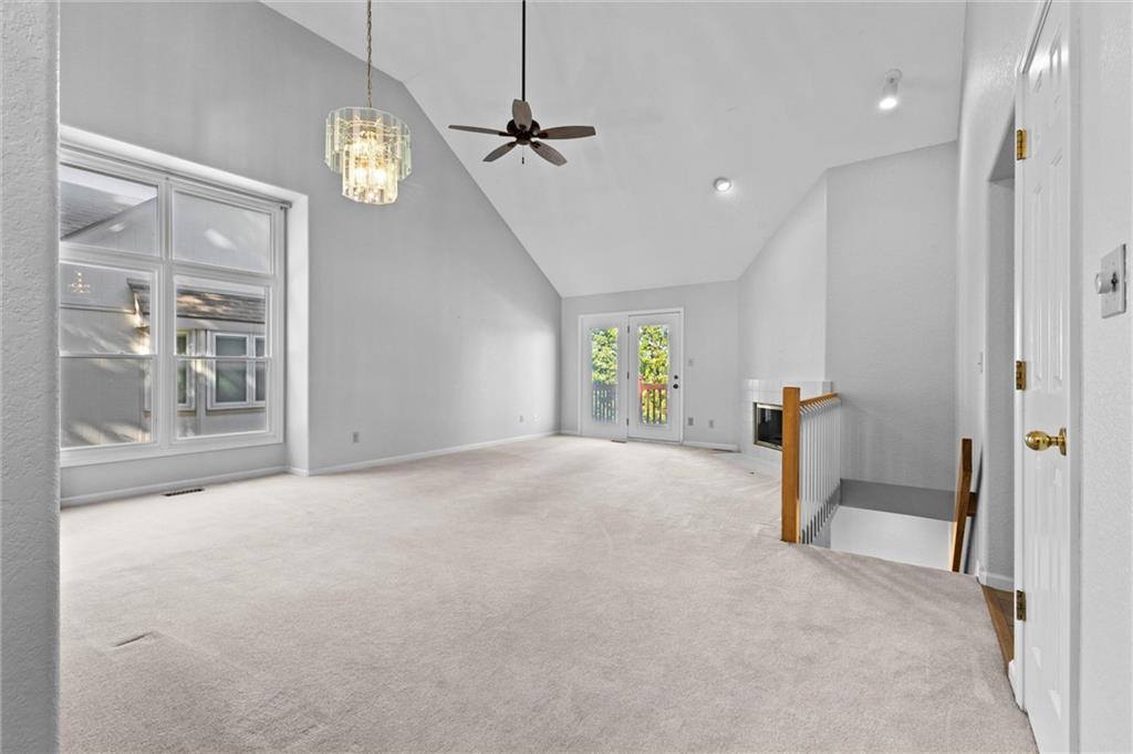 12516 East 86 Terrace, Kansas City, MO 64138